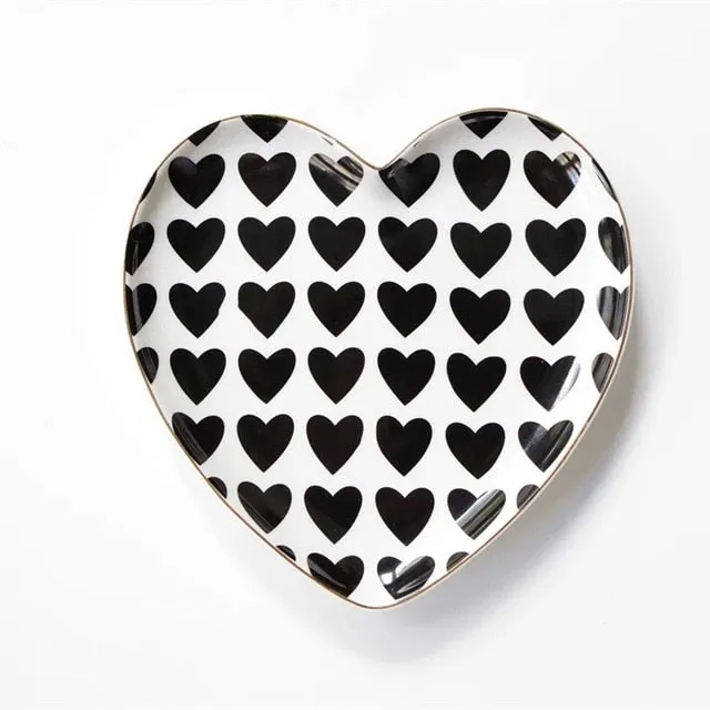 Nordic Modern Love gold-traced ceramics plate black and white heart-shaped breakfast plate fruit dessert plate tableware plates